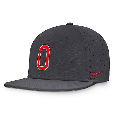 Men's Nike Black Ohio State Buckeyes On-Field Dugout True Performance Fitted Hat
