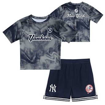Toddler Gray/Navy New York Yankees Pinch Hitter Infielder T-Shirt and Shorts Set