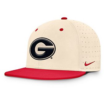 Men's Nike Natural Georgia Bulldogs On-Field Dugout True Performance Fitted Hat