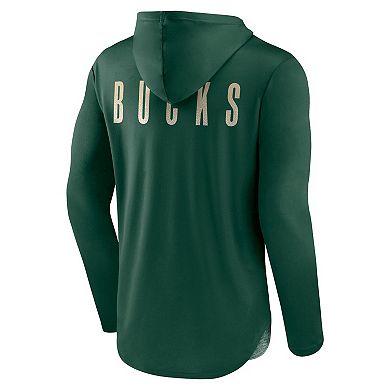 Men's Fanatics Green Milwaukee Bucks Iconic Defender Lightweight Pullover Hoodie