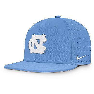 Men's Nike Carolina Blue North Carolina Tar Heels Dugout True Dri-FIT Fitted Hat