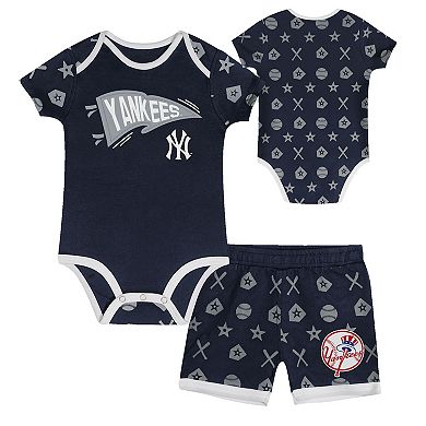 Infant Navy New York Yankees On Deck 2-Piece Diaper Cover Set