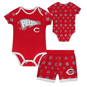 Infant Red Cincinnati Reds On Deck 2 pc Diaper Cover Set