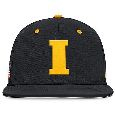 Men's Nike Black Iowa Hawkeyes On-Field Dugout True Performance Fitted Hat
