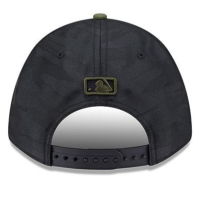 Men's New Era Black Pittsburgh Pirates Player Replica 9FORTY Adjustable Hat