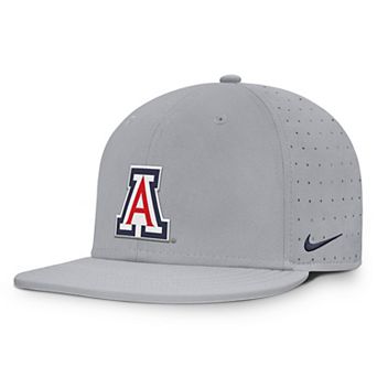 Men's Nike Gray Arizona Wildcats On-Field Dugout True Performance Fitted Hat
