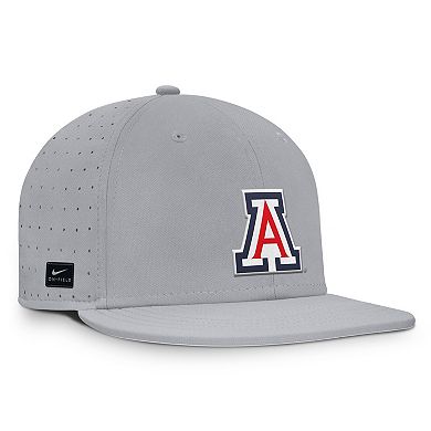 Men's Nike Gray Arizona Wildcats On-Field Dugout True Performance Fitted Hat