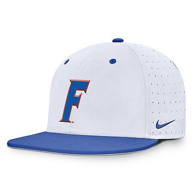 Men's Nike White Florida Gators On-Field Dugout True Performance Fitted Hat