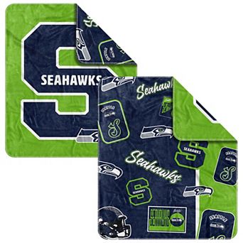 Seattle Seahawks 50” x 60” Dream Weave Throw Blanket