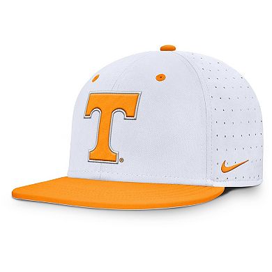 Men's Nike White Tennessee Volunteers On-Field Dugout True Performance Fitted Hat
