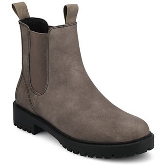 Journee Blanche Women's Pull-On Block Heel Chelsea Ankle Boots