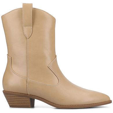 Journee Fritzie Women's Casual Pointed Toe Cuban Heel Ankle Boots