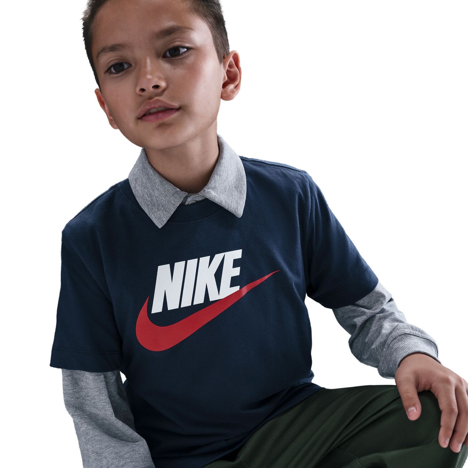 Футболка Nike Sportswear Swoosh Logo для мальчиков, цвет: Полуночный тёмно-синий — фото 3
