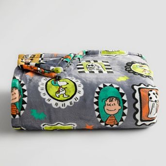 The Big One® Peanuts Fall or Halloween Plush Throw Blanket