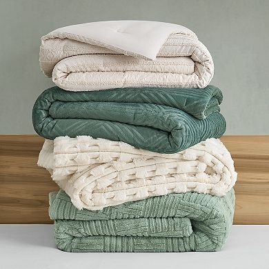 Bearpaw Illianna Tufted Comforter Set with Shams