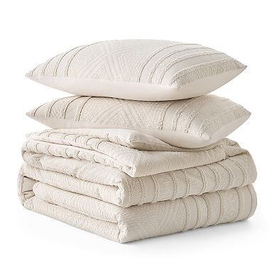 Bearpaw Illianna Tufted Comforter Set with Shams