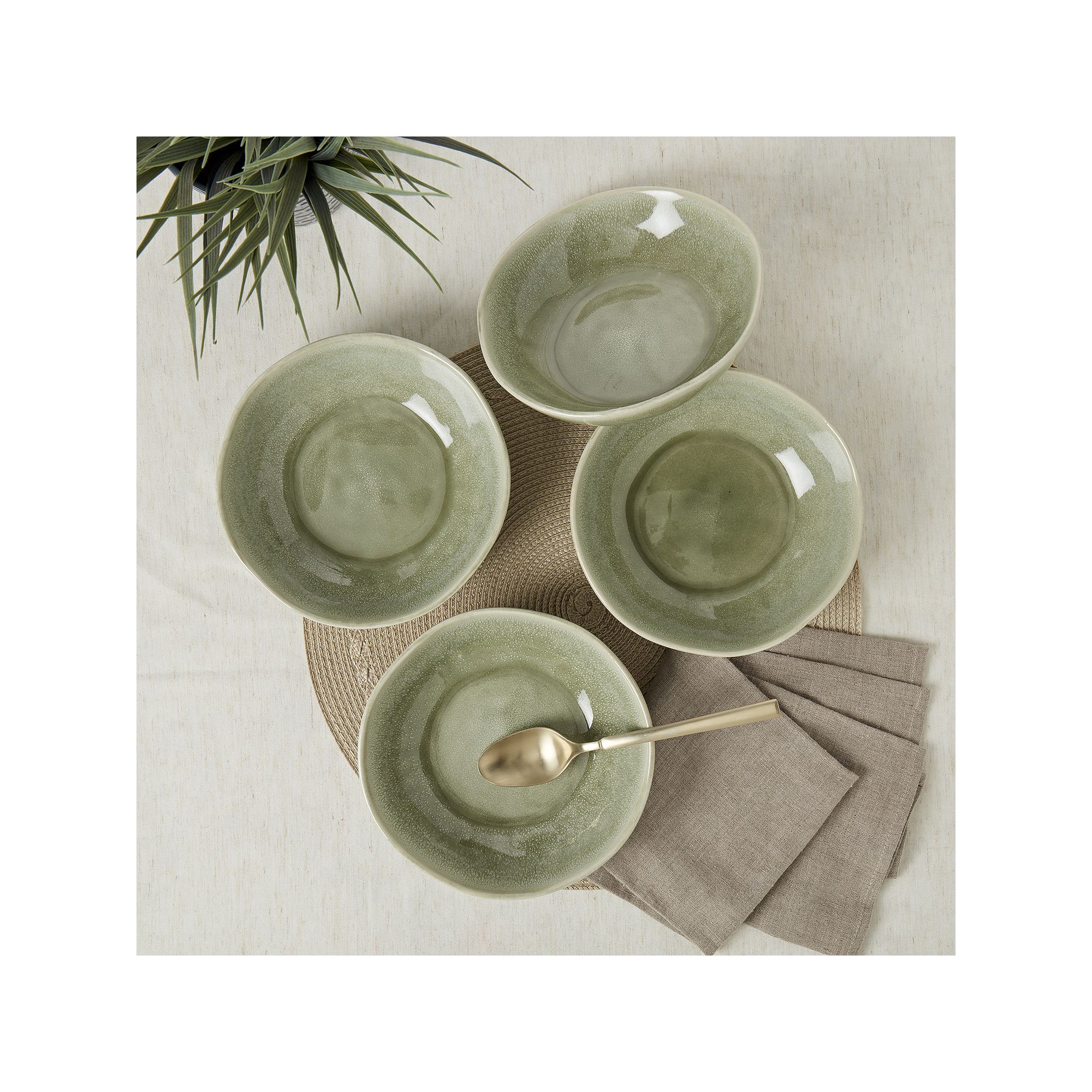 Mingle & Co. 4-Piece Reactive Green Deep Plate Set, Bright Green
