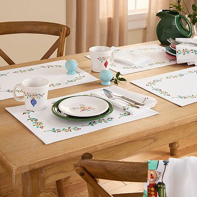 Fiesta Holly Sprig Holiday Border Machine Washable Cloth Napkin 4-Pack