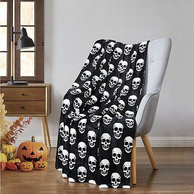 Kate Aurora Oversized Halloween Spooky Skeleton Skulls Plush Fleece Throw Accent Blanket