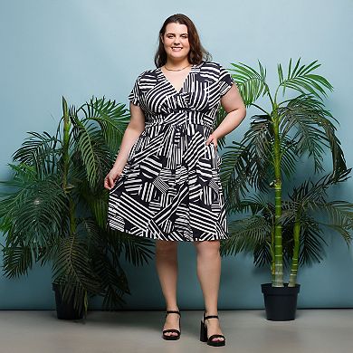 Plus Size 24Seven Comfort Apparel Cap Sleeve Abstract Knee Length Pocket Dress