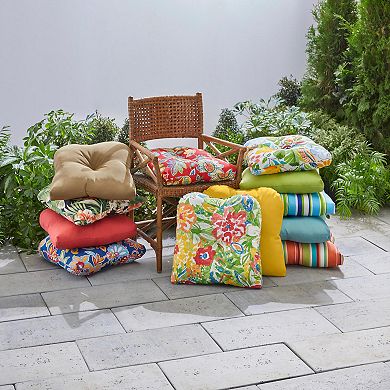 BrylaneHome Bh Outdoor Performance Tufted Wicker Chair Cushion