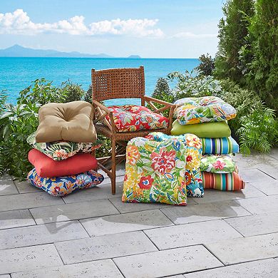 BrylaneHome Bh Outdoor Performance Tufted Wicker Chair Cushion