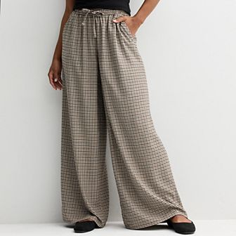 Juniors' SO® High Rise Flannel Wide Leg Pants