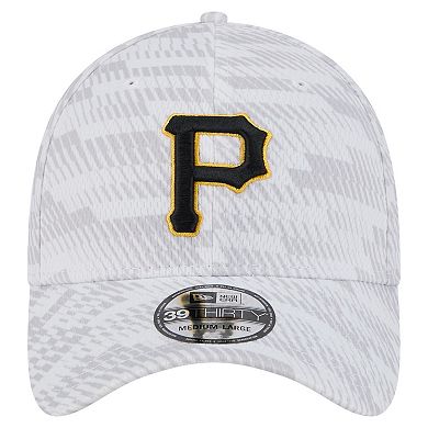 Men's New Era White Pittsburgh Pirates Graded 39THIRTY Stretch Fit Hat