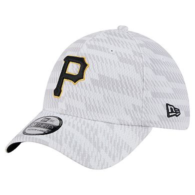 Men's New Era White Pittsburgh Pirates Graded 39THIRTY Stretch Fit Hat