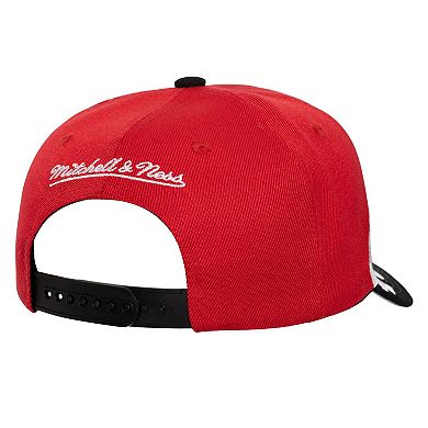 Men's Mitchell & Ness Red/Black Chicago Bulls Underarch Two-Tone Pro Crown Snapback Hat