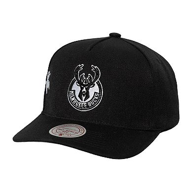 Men's Mitchell & Ness Black Milwaukee Bucks Born To Win Pro Crown Adjustable Hat