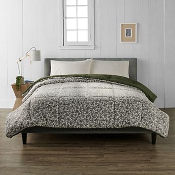 Cuddl Duds® Green Floral Soft Comforter