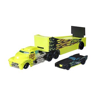 Hot Wheels Super Rigs 2 pc Toy Car and Transporter Set - Styles May Vary