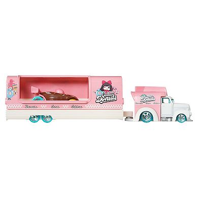 Hot Wheels 2-pc. Super Rigs with Matching Transporter and Vehicle Set - Styles May Vary
