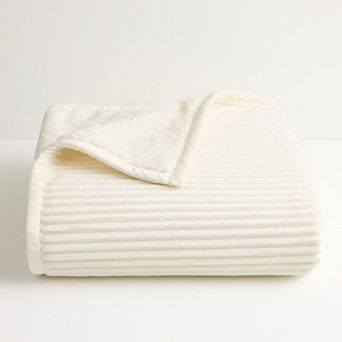 Cuddl Duds® Solid Sherpa Throw Blanket