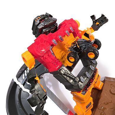 Spin Master Monster Jam Smash & Bash SmashBot Playset with Launcher