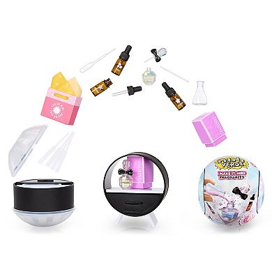MGA's Miniverse™ Make It Mini Fragrances™ 3-pk. Scented Oils Set (Styles May Vary)
