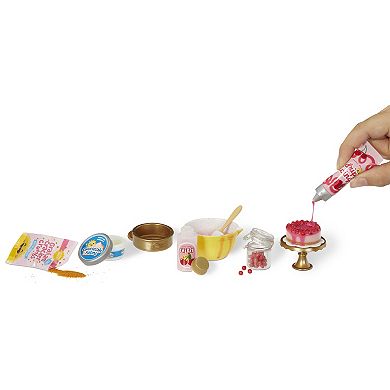 MGA's Miniverse 2-pc. Make It Mini From Scratch Set (Styles May Vary)