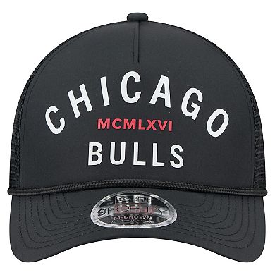 Men's New Era Black Chicago Bulls Minimalist A-Frame 9FORTY Trucker Hat