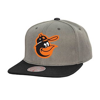 Men's Mitchell & Ness Gray Baltimore Orioles Cooperstown Collection Basic Flip Snapback Hat
