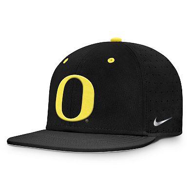 Men's Nike Black Oregon Ducks Dugout True Dri-FIT Fitted Hat