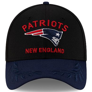 Men's New Era Black/Navy New England Patriots 2025 NFL Draft 39THIRTY Flex Hat