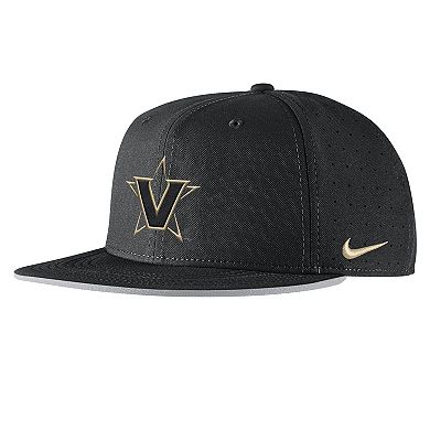 Men's Nike Black Vanderbilt Commodores 2025 On-Field True Dri-FIT Fitted Hat