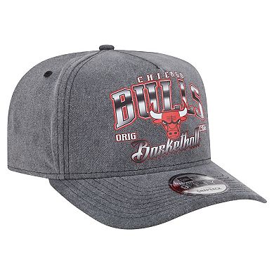 Men's New Era Charcoal Chicago Bulls Throwback Washed Pre-Curved 9FIFTY Snapback Hat