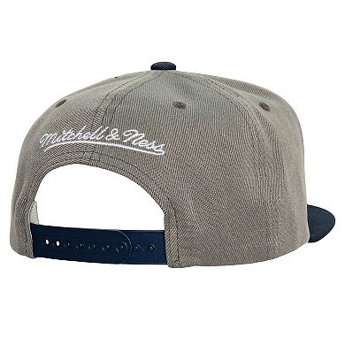 Men's Mitchell & Ness Gray New York Yankees Cooperstown Collection Basic Flip Snapback Hat