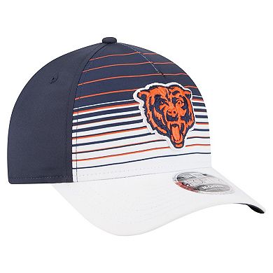 Men's New Era White/Navy Chicago Bears Adventure Gradient 9FORTY M-Crown A-Frame Adjustable Hat
