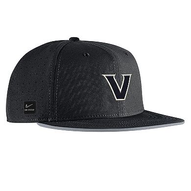 Men's Nike Black Vanderbilt Commodores 2025 On-Field True Performance Baseball Fitted Hat