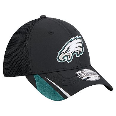 Men's New Era Black Philadelphia Eagles Game Day Linear 39THIRTY Flex Hat