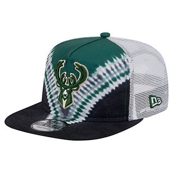 Men's New Era Black/Hunter Green Milwaukee Bucks Throwback Dye Golfer Snapback Hat