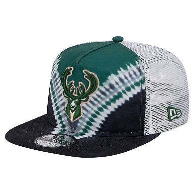 Men's New Era Black/Hunter Green Milwaukee Bucks Throwback Dye Golfer Snapback Hat